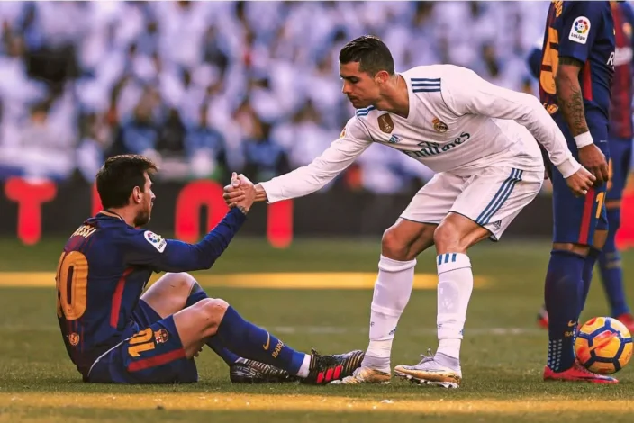 رونالدو وميسي مجددًا… وكأن كرة القدم تعيد أجمل أيامها