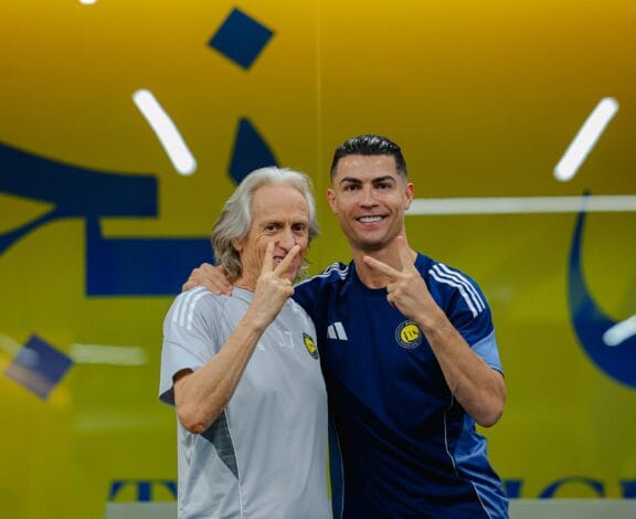 جيسوس يكشف وعده الأول لرونالدو داخل النصر