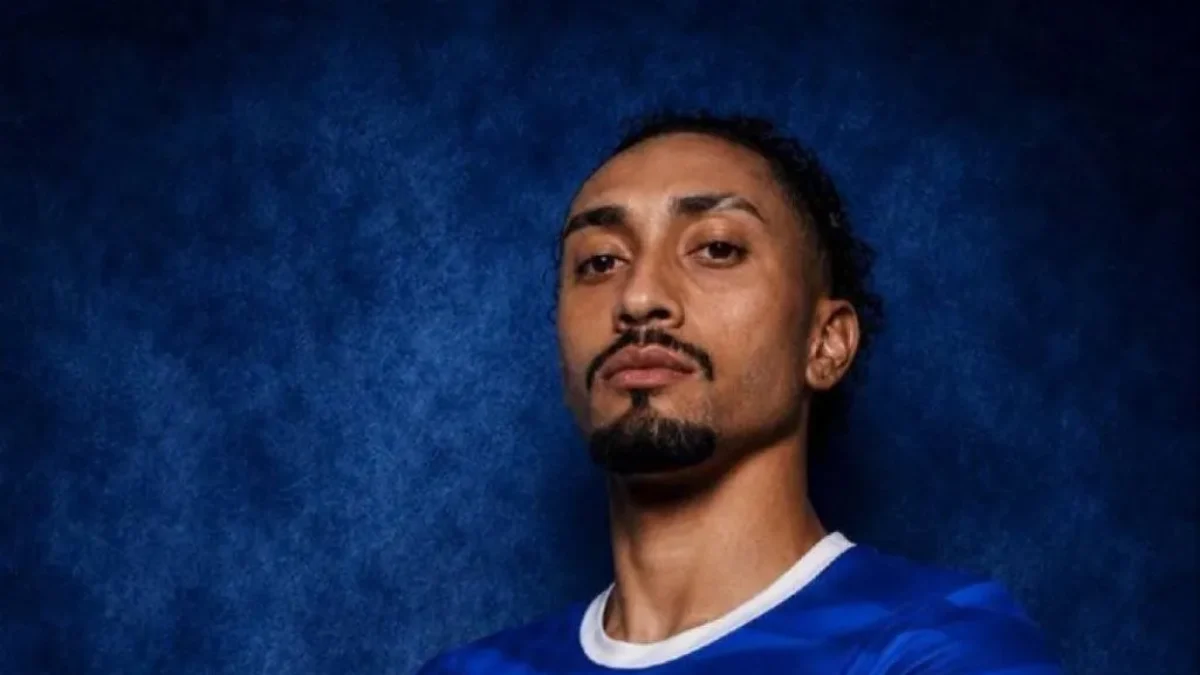 الهلال يتمسك بحلم رافينيا… لكن القرار بيد اللاعب