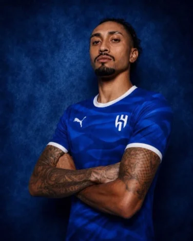 الهلال يتمسك بحلم رافينيا… لكن القرار بيد اللاعب