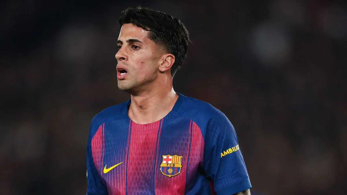كانسيلو يغازل برشلونة رغم تعقيدات الهلال