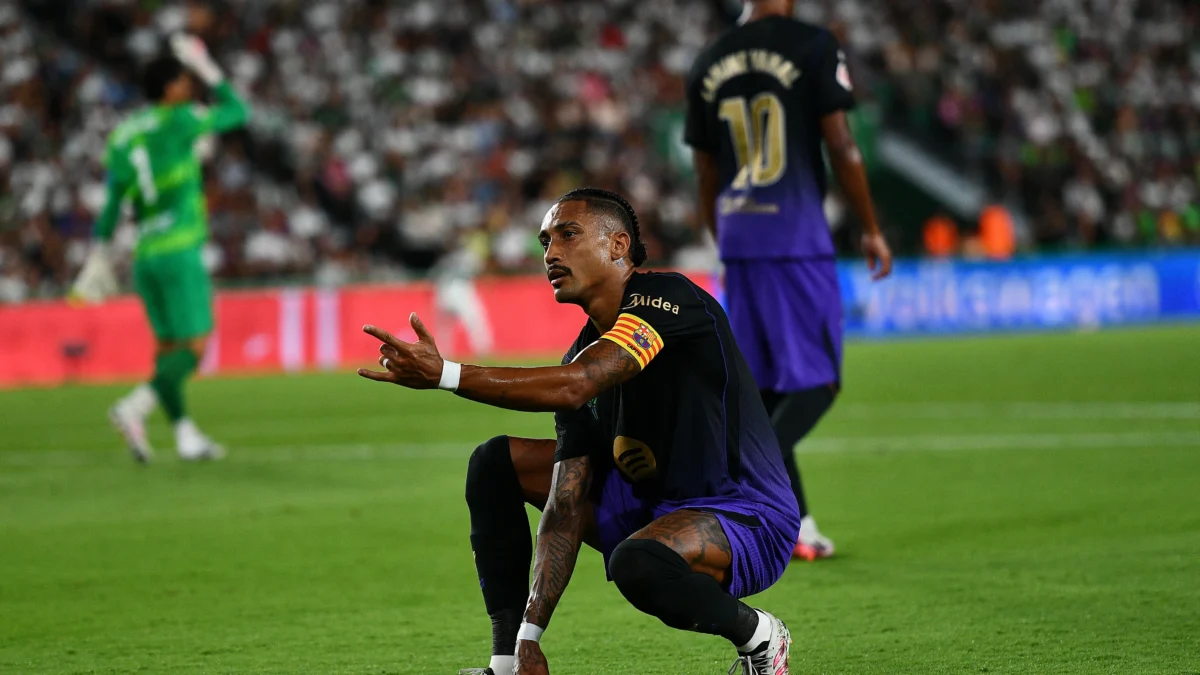 السر الحقيقي وراء احتفال رافينيا مع برشلونة