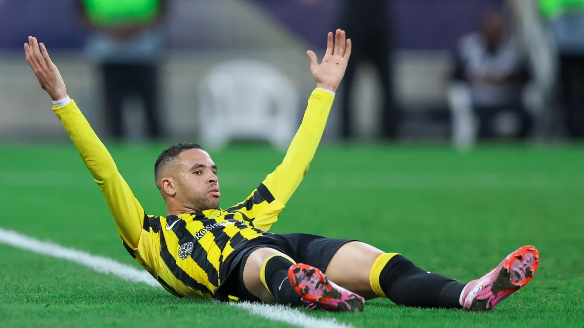 تألق إلينيخينا يضع النصيري في موقف محرج مع الاتحاد