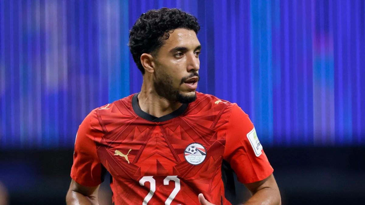 دي زيربي يدفع بمرموش أساسياً أمام نيوكاسل