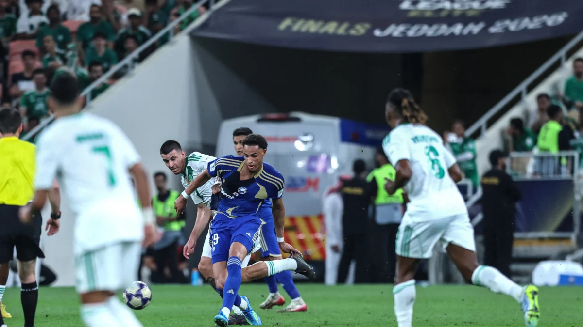 طريق الأهلي السعودي لمواجهة باريس سان جيرمان