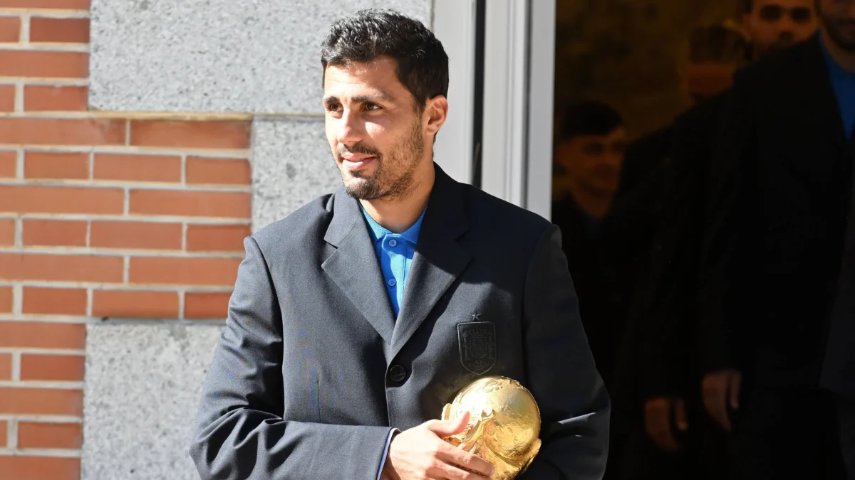رودري ينتظر حسم انتقاله إلى برشلونة