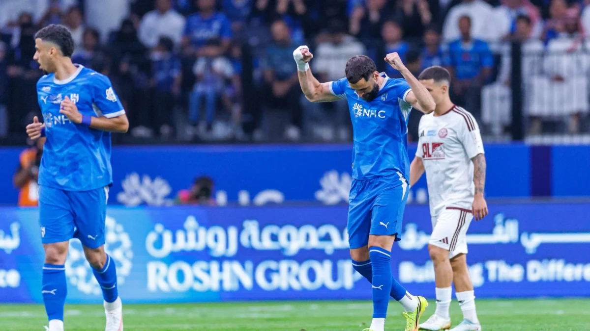 الهلال يكتسح الفيصلي في بداية مثيرة