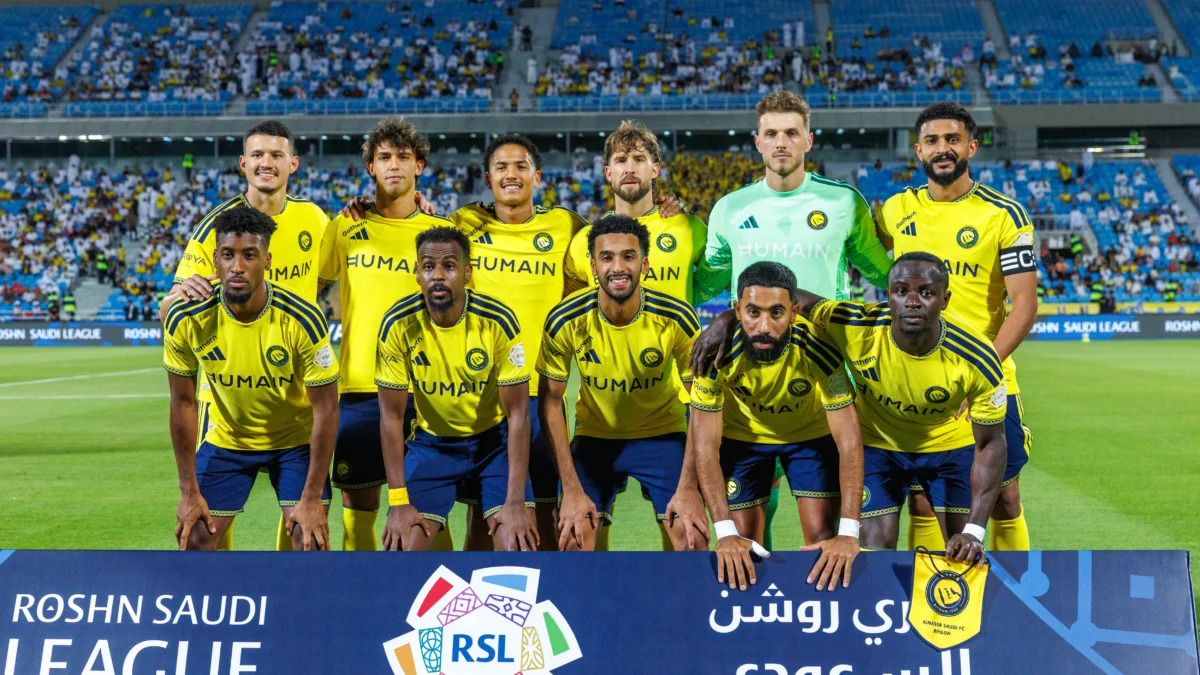 طرد مبكر لحارس النصر أمام الاتفاق