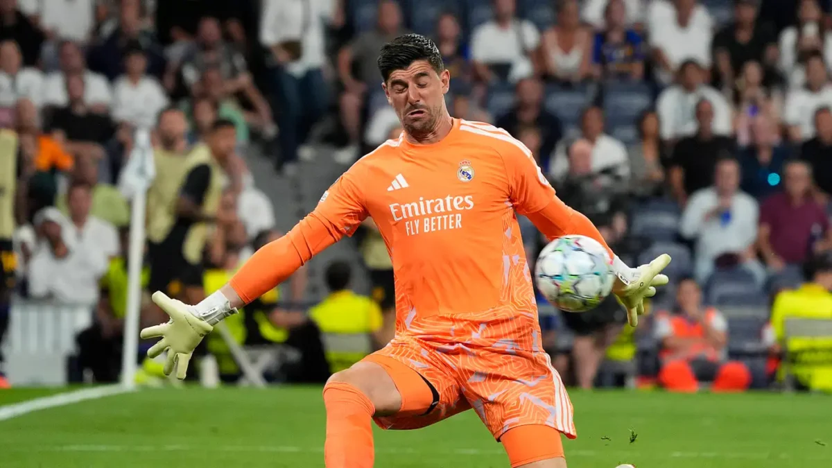 ريال مدريد يتحرك لتمديد عقد كورتوا