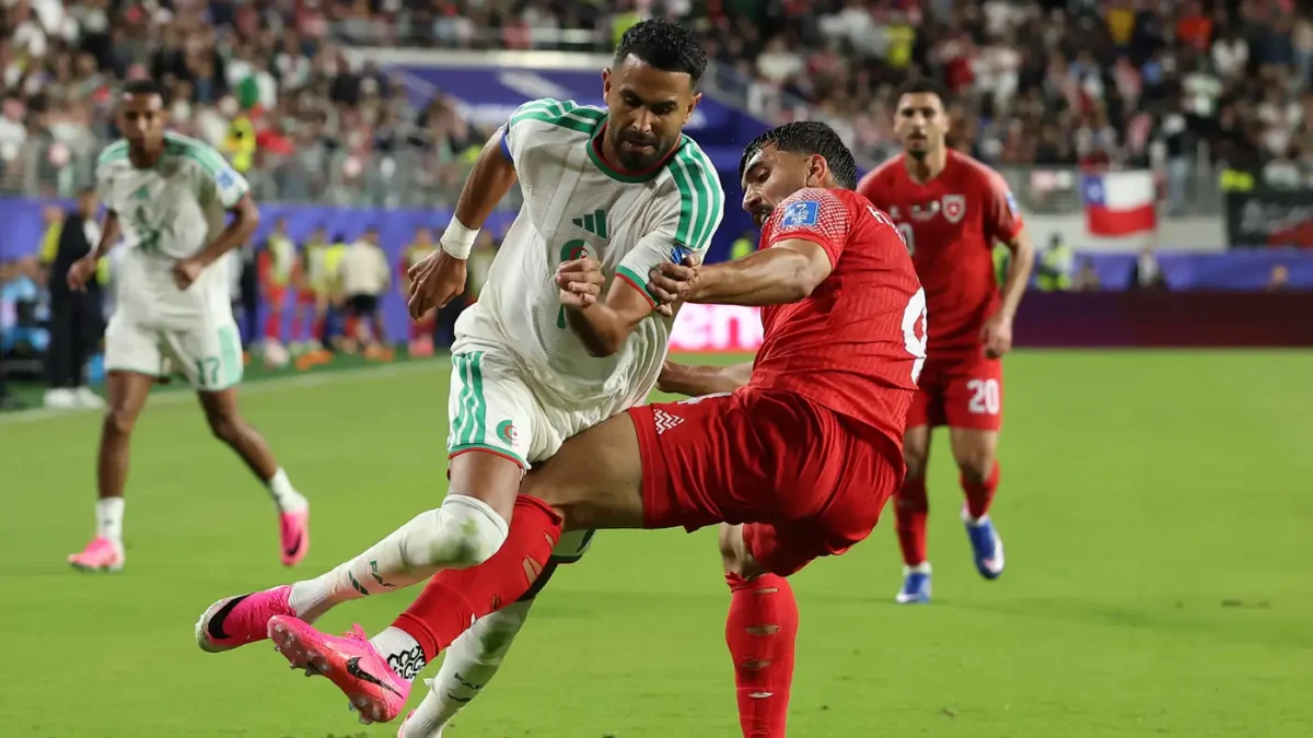 خيارات محلية طارئة على طاولة منتخب الجزائر