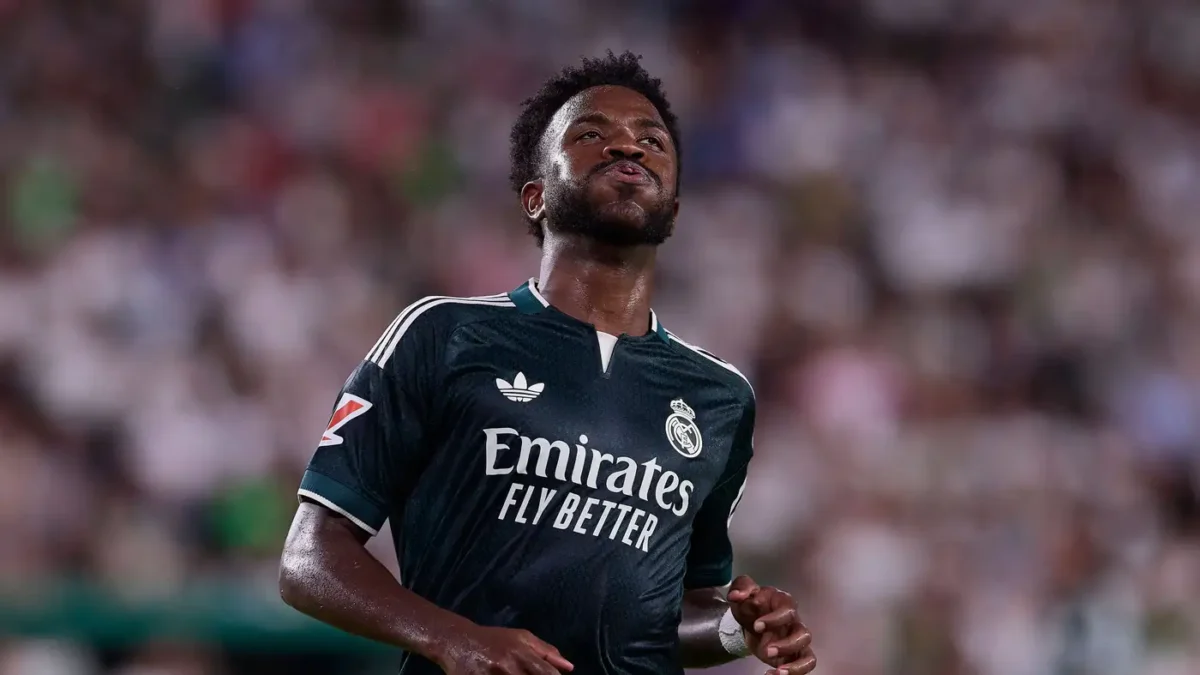 مبابي يتفوق على فينيسيوس في حسابات ريال مدريد