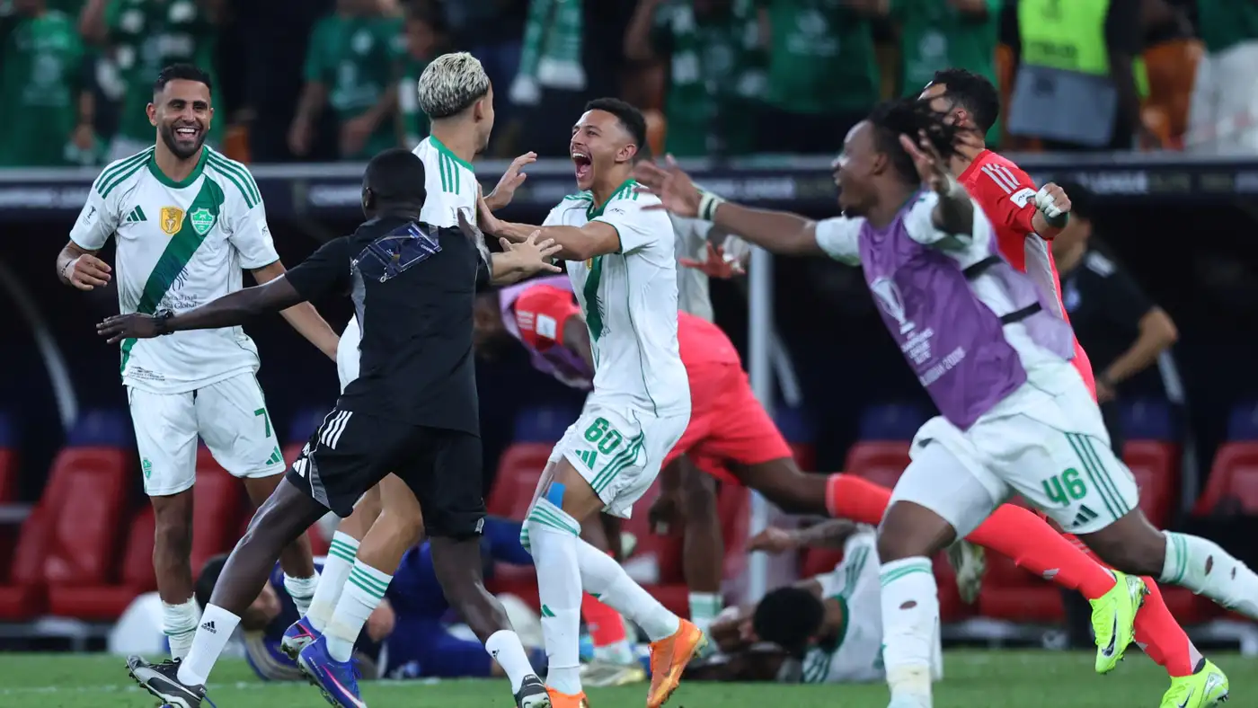 الأهلي يقترب من خطف صفقة الفتح من أنياب النصر