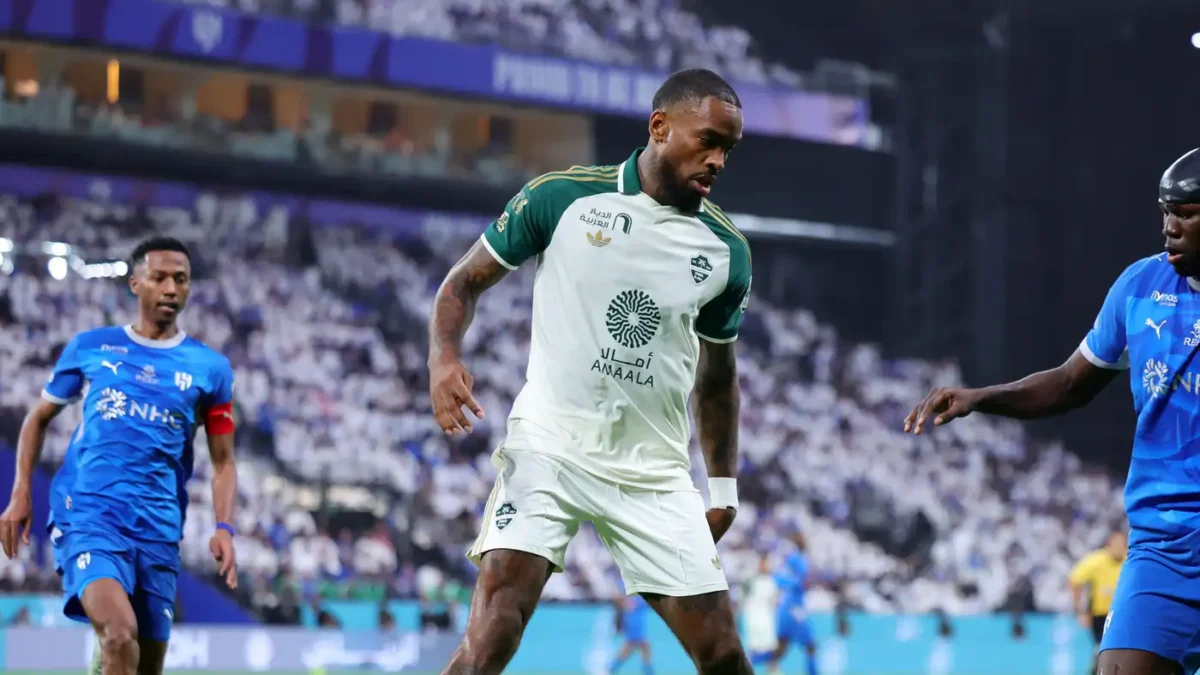 تشكيل الأهلي لمواجهة الرياض في دوري روشن