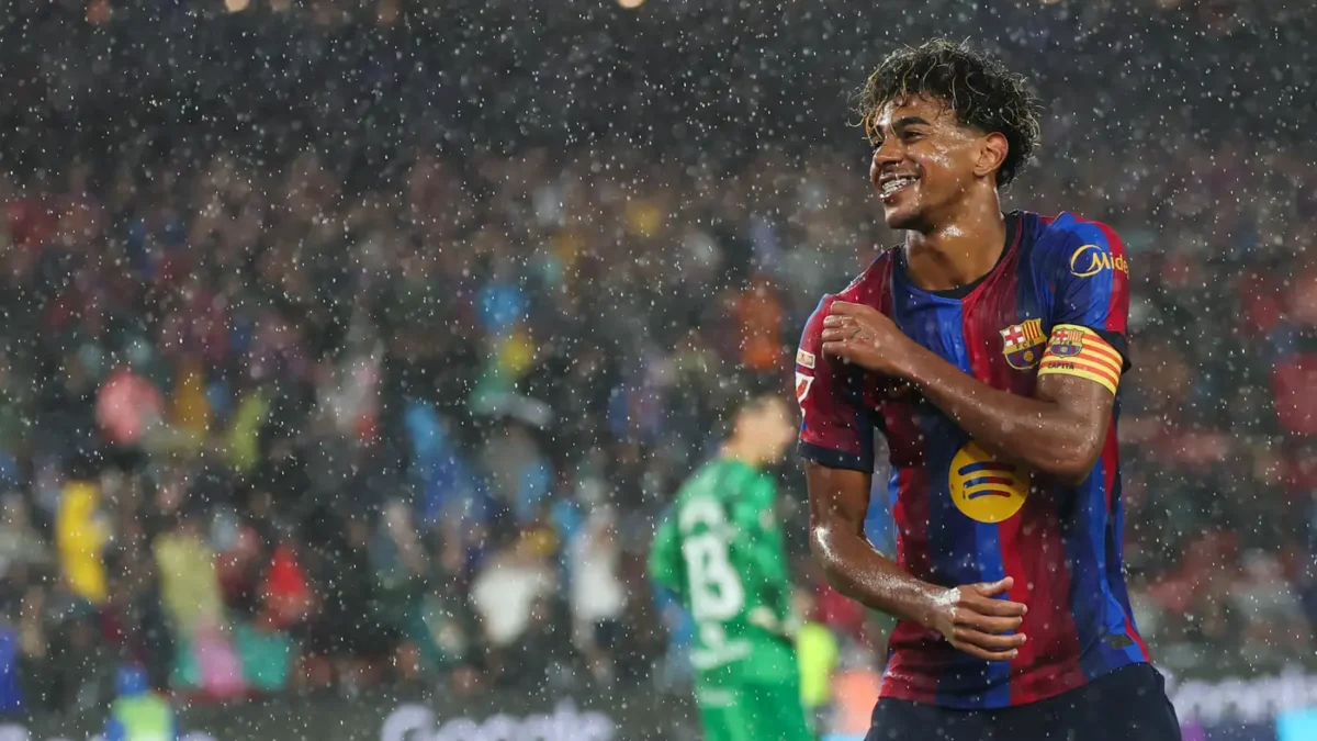 لاعب ليفربول يفضل يامال على مبابي في الكرة الذهبية