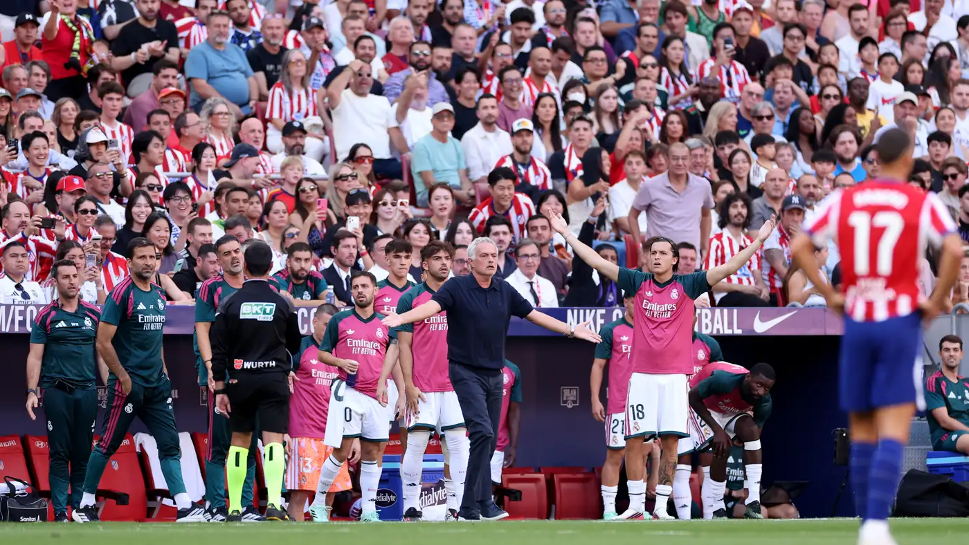 أبوتريكة يهاجم مورينيو وسيميوني بسبب ديربي مدريد
