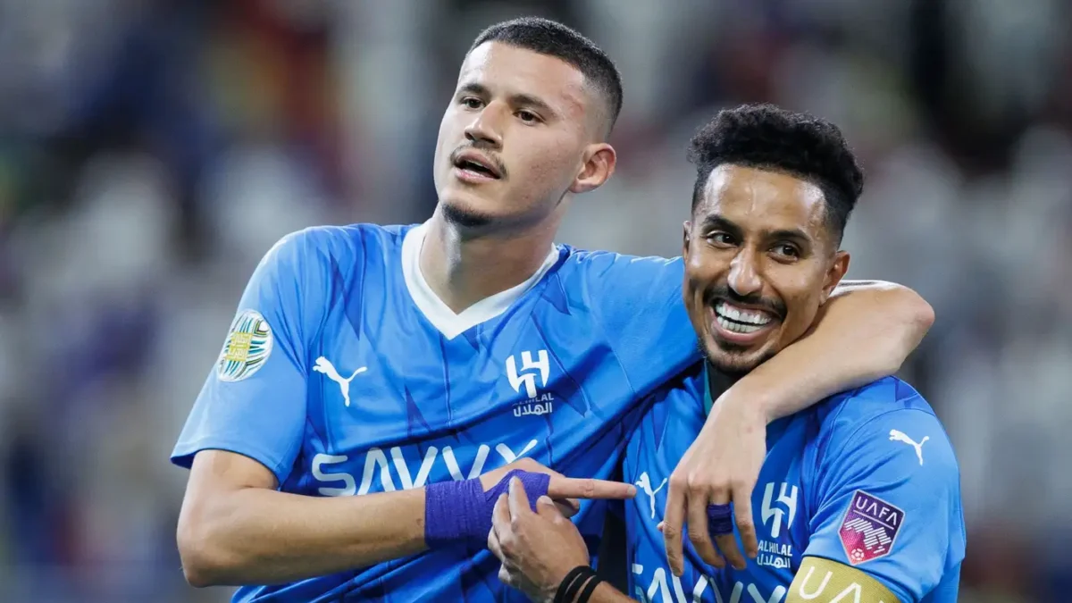 صراع الجماهير يهدد استقرار المنتخب السعودي