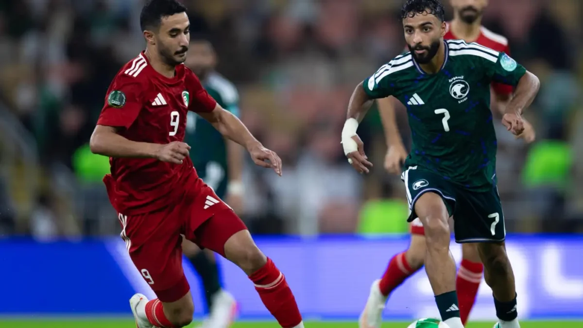 هجوم جماهيري يضرب صالح أبو الشامات مع المنتخب السعودي