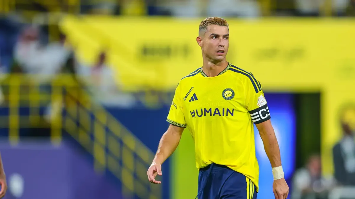 رونالدو يطالب بحظر جماهير التعاون مدى الحياة