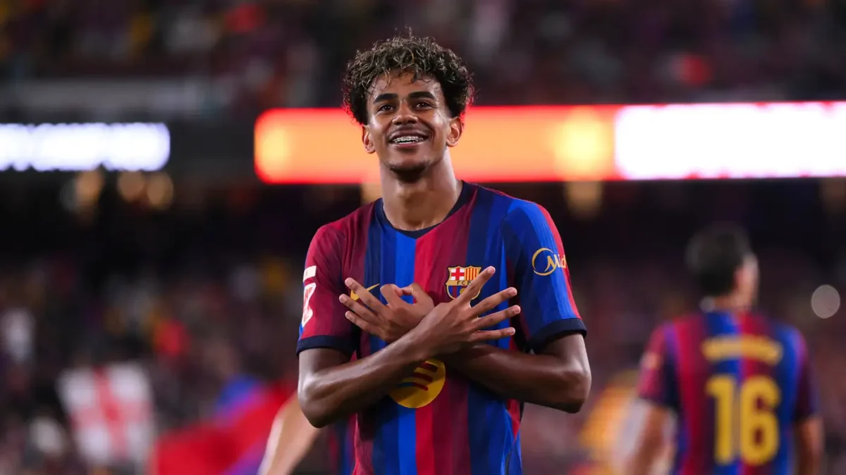 يامال يهدد رقم مبابي التاريخي في دوري الأبطال