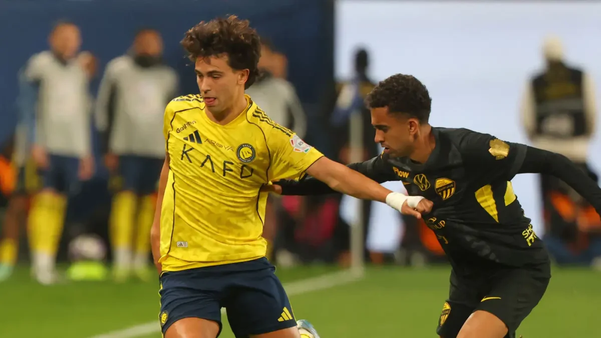 تشكيلة كلاسيكو الاتحاد والنصر.. مفاجأة هجومية للعميد