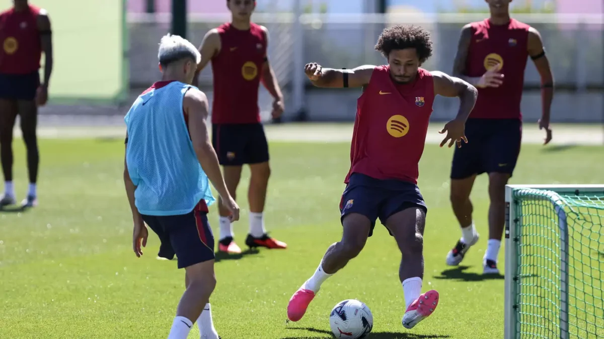 سبب إبعاد أديمي عن تدريبات برشلونة