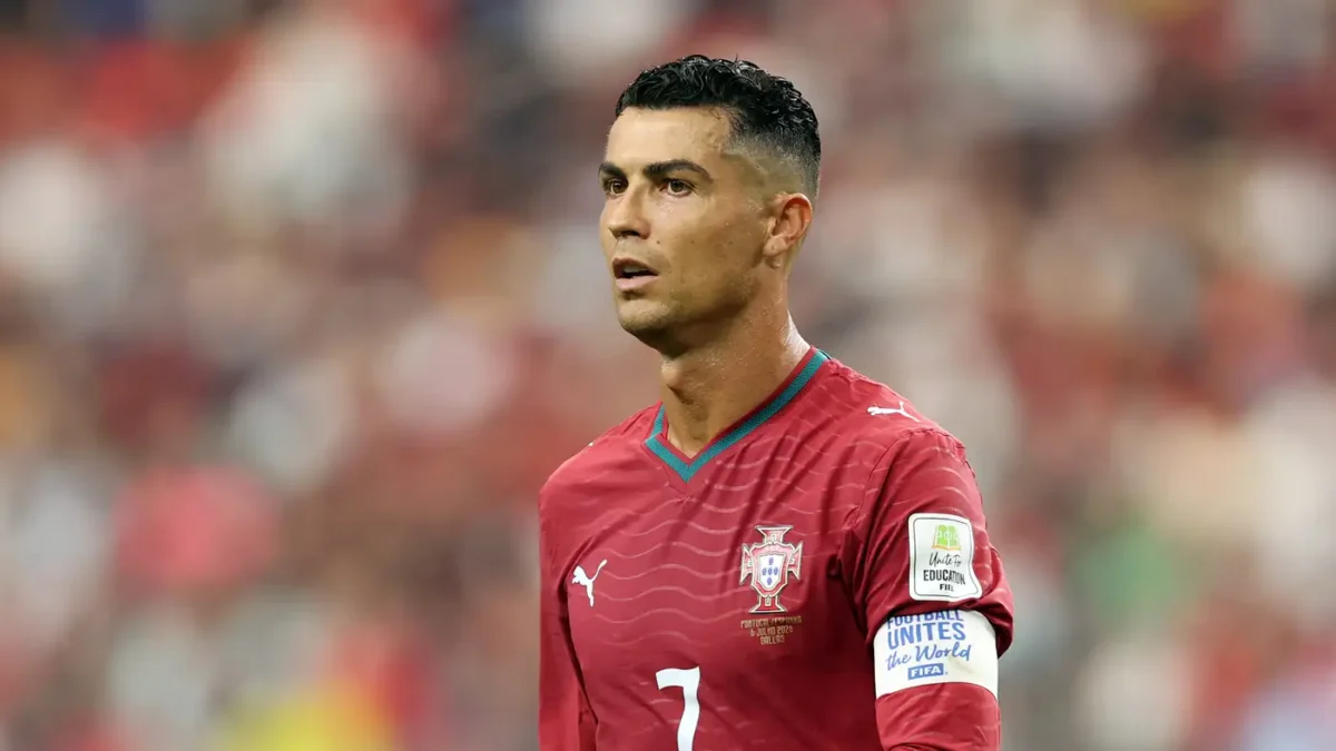 جيسوس يحسم موقف رونالدو من قائمة البرتغال