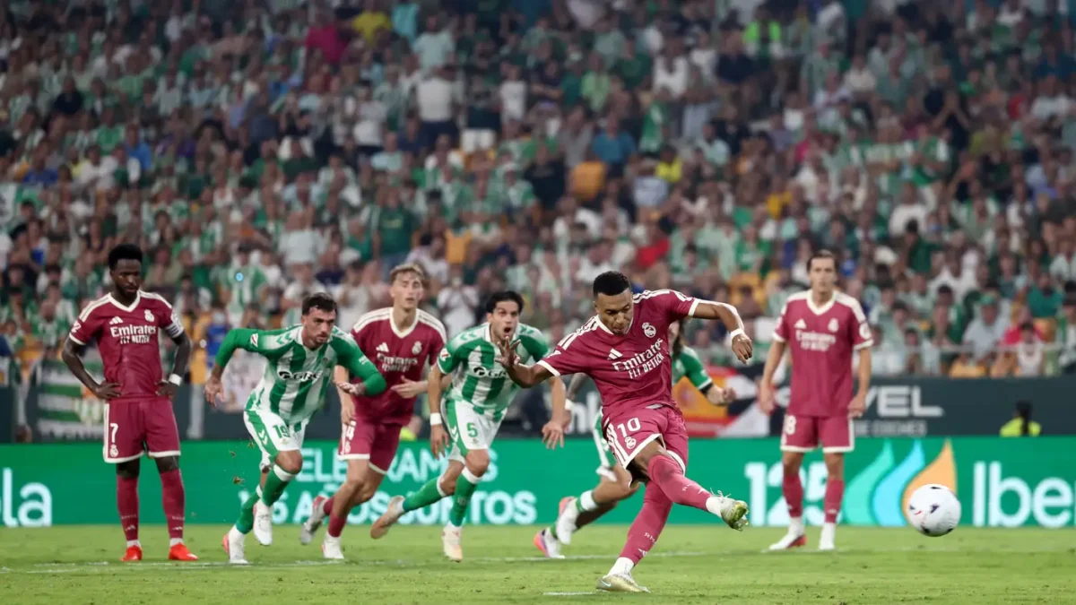 ريال بيتيس يكبد ريال مدريد هزيمته الأولى هذا الموسم