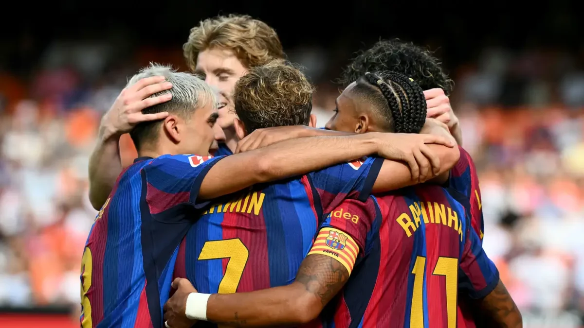 برشلونة يكتسح فالنسيا بخماسية ويعتلي صدارة الدوري