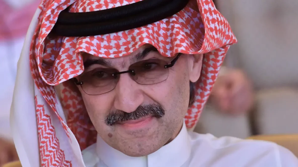 رسمياً.. المملكة القابضة تستحوذ على 70% من نادي الهلال
