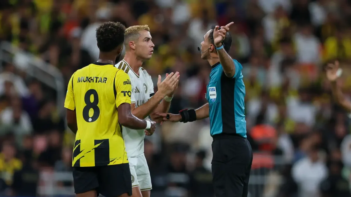 الاتحاد يهزم النصر ويشعل صدارة دوري روشن