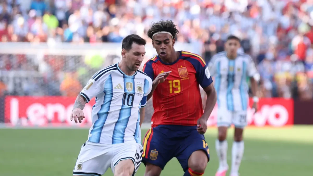 أديمي: برشلونة الأفضل في العالم ويامال يستحق الكرة الذهبية