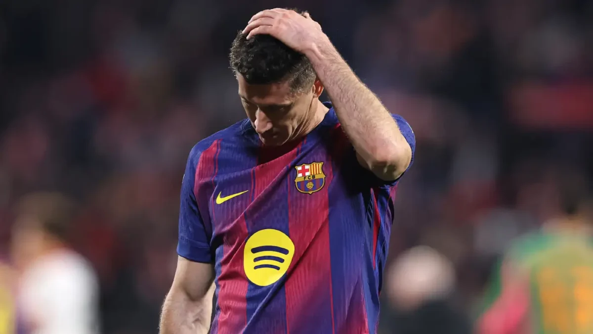 ليفاندوفسكي: ريال مدريد أصبح أقوى مع مورينيو