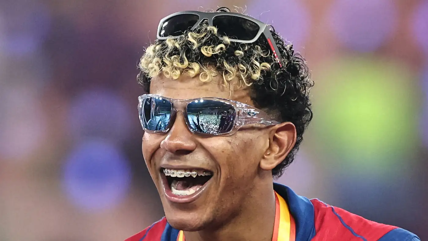 موقف لامين يامال من جدل ريال مدريد ومورينيو
