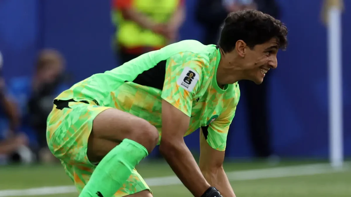موقف ياسين بونو من مشاركة الهلال أمام التعاون