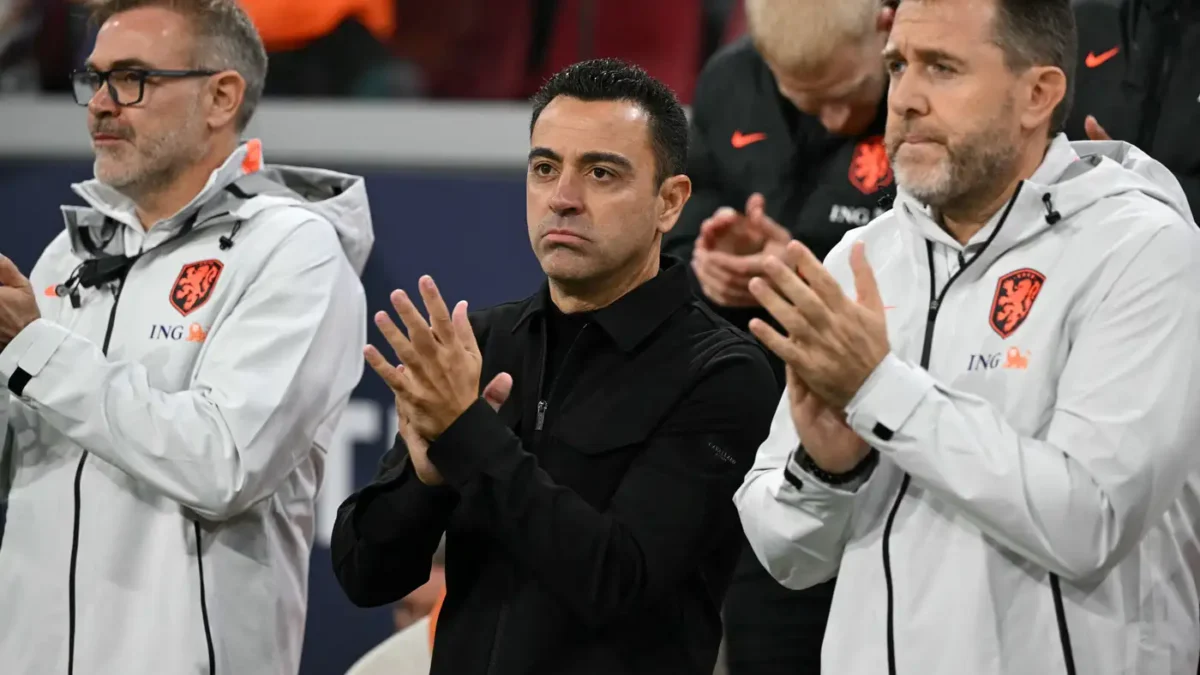 تشافي يصنع التاريخ مع منتخب هولندا بثنائي دوري روشن