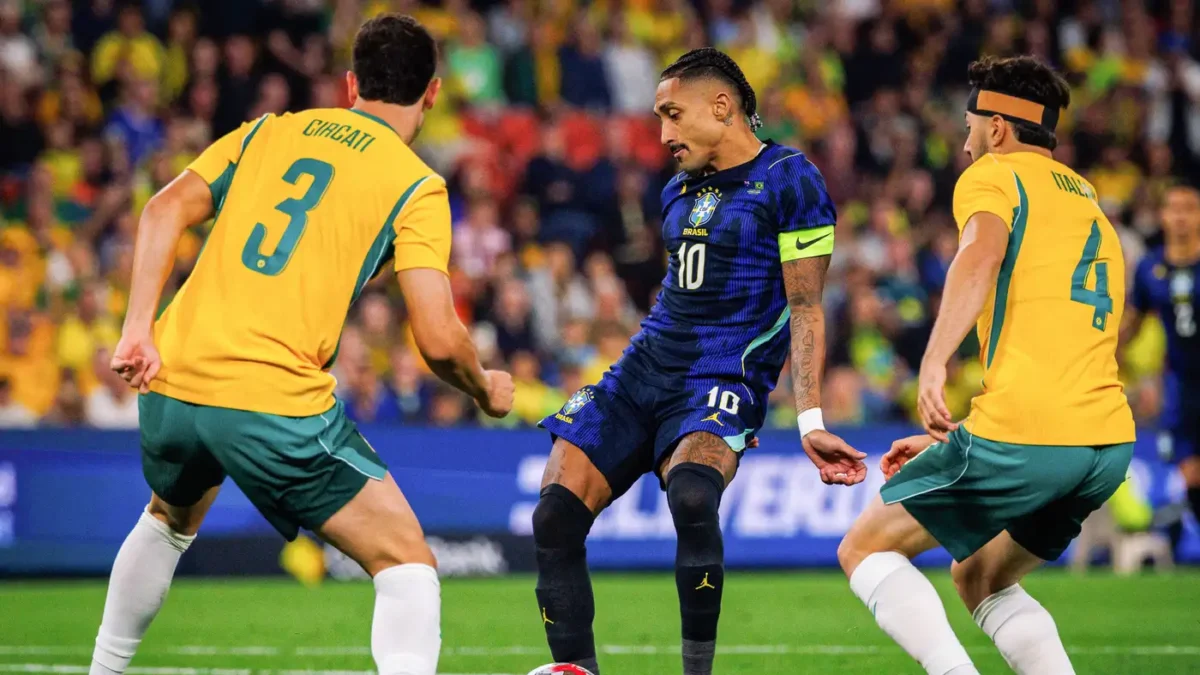 موقف رافينيا من الكلاسيكو بعد إصابته مع البرازيل