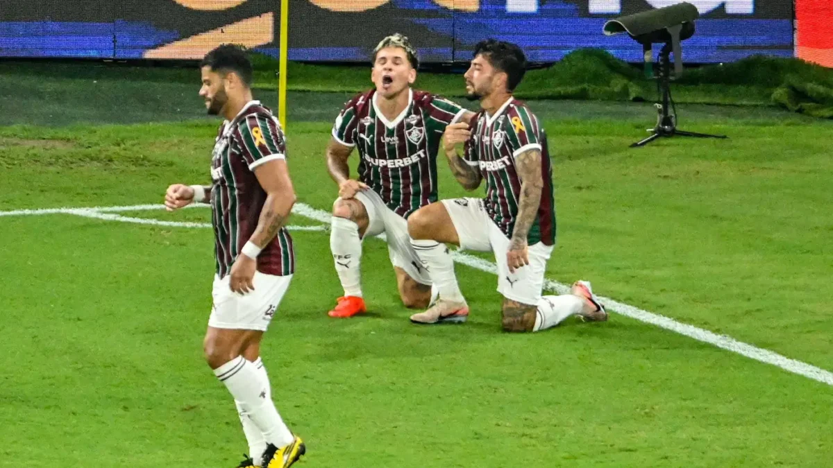 هالك يهاجم حكم مباراة فلومينينسي وفاسكو دا جاما
