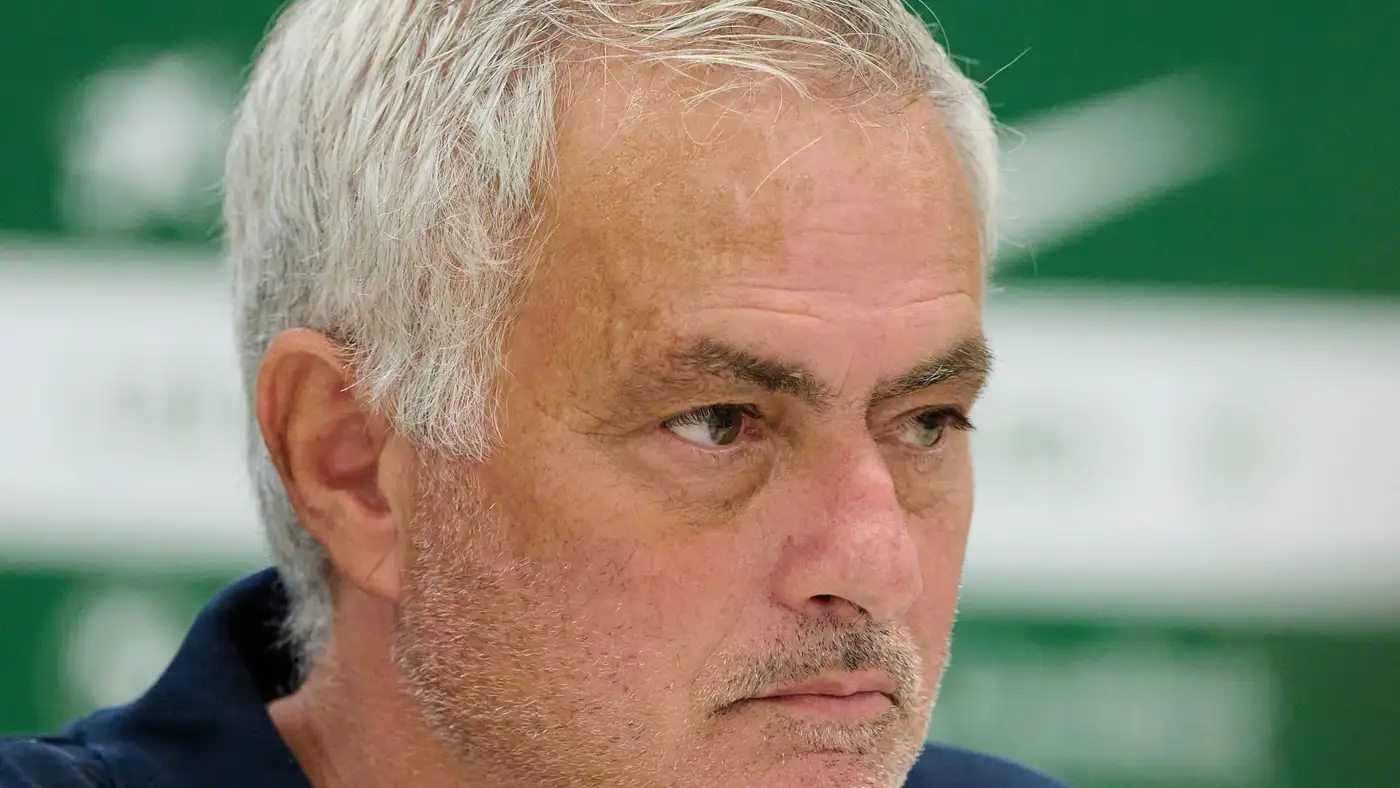مورينيو يفتح ملف التحكيم قبل ديربي مدريد
