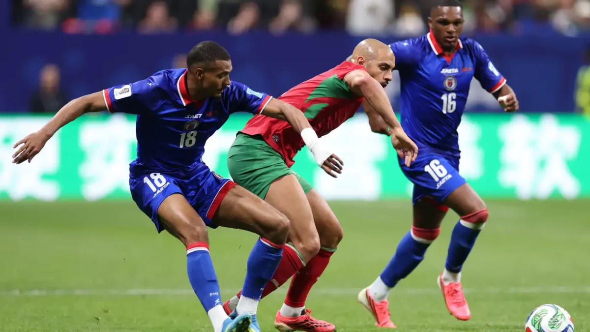 سفيان أمرابط يرد على مدرب منتخب المغرب