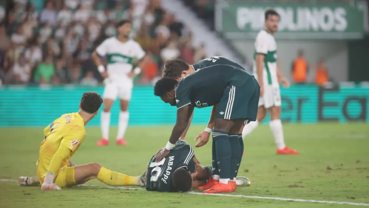 ثلاثي ريال مدريد يثير الجدل قبل مواجهة إلتشي