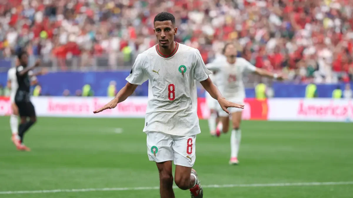 رسميًا باناثينايكوس يعلن عودة عز الدين أوناحي