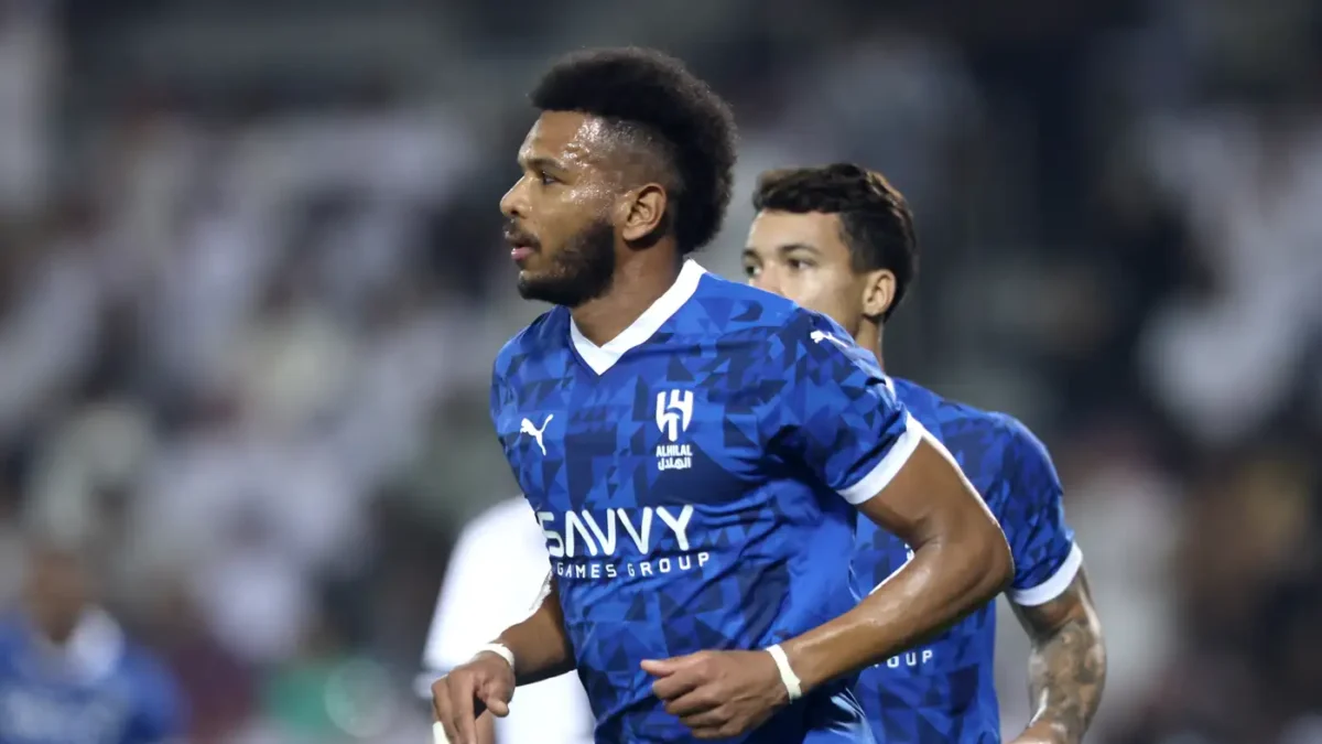 نهاية مسيرة علي البليهي مع الهلال رسميًا