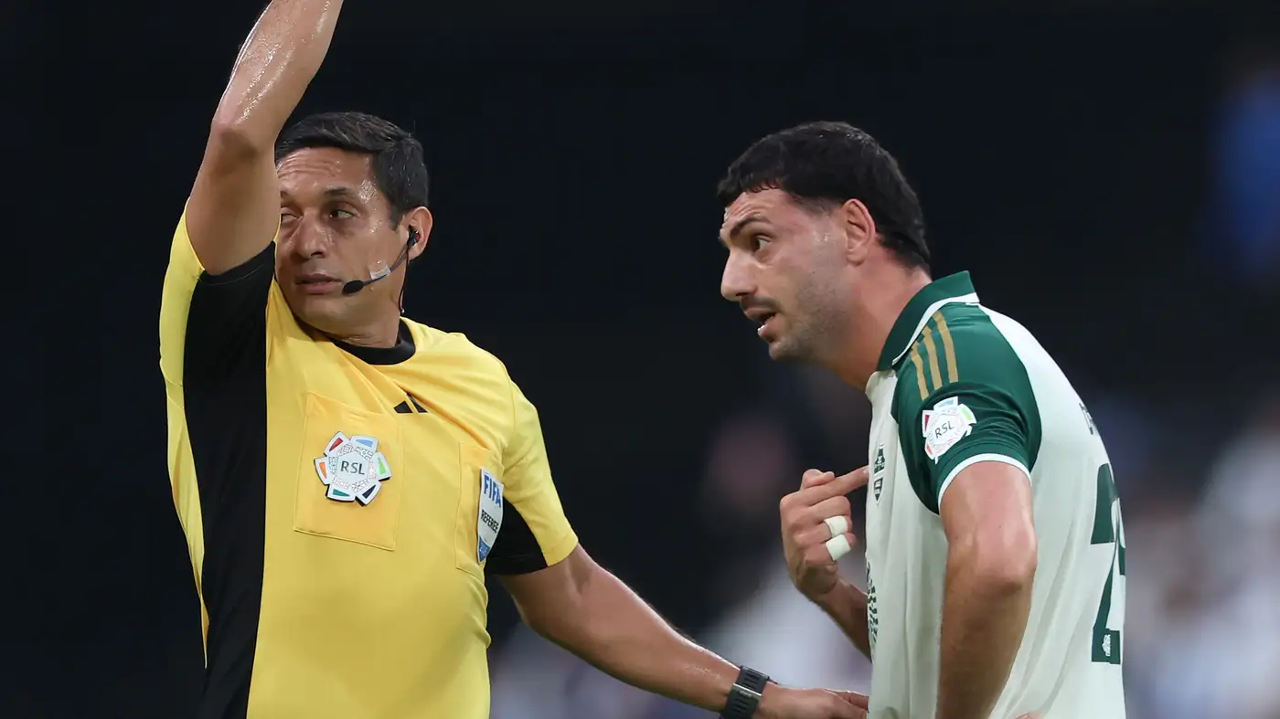 بوسيتش يحدد بديل ديميرال أمام الرياض