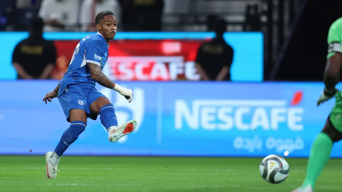 سمرفيل يضاعف تقدم الهلال أمام الأهلي