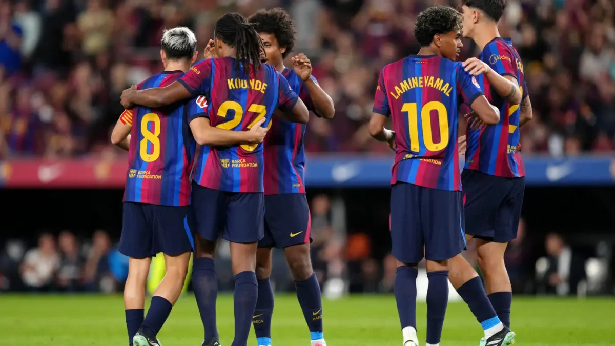 موقف ليفربول من التعاقد مع مدافع برشلونة جول كوندي