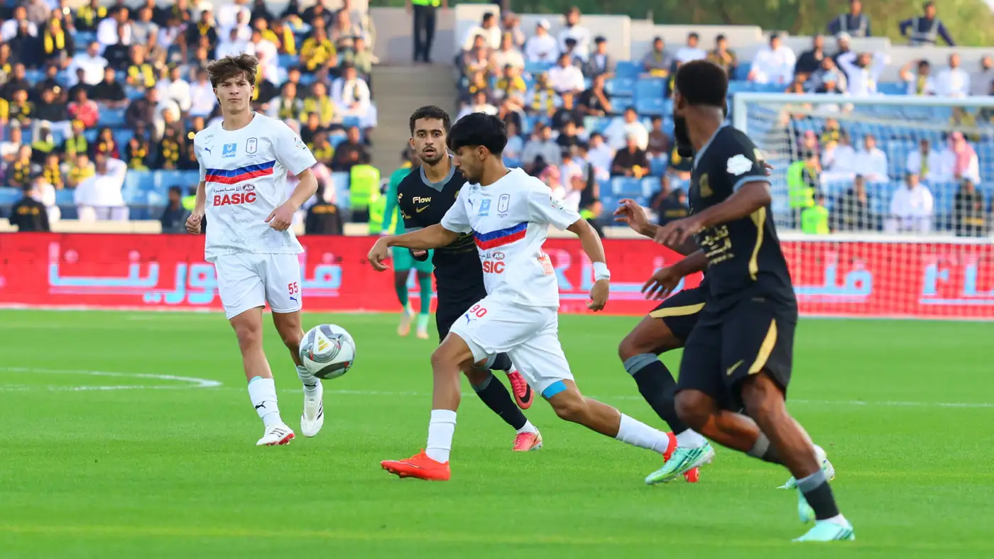 الاتحاد يفرط في الفوز ويسقط بفخ التعادل أمام أبها