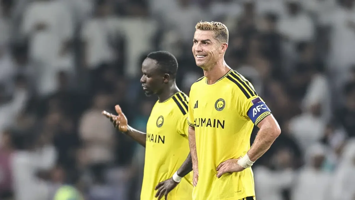 هل يتسبب رونالدو في إقالة مدرب النصر؟