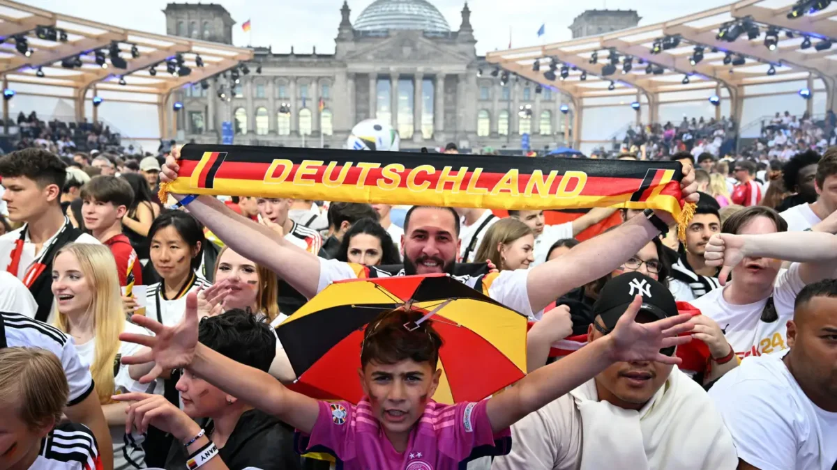 نتفليكس تحصل على حقوق بث مونديال 2030