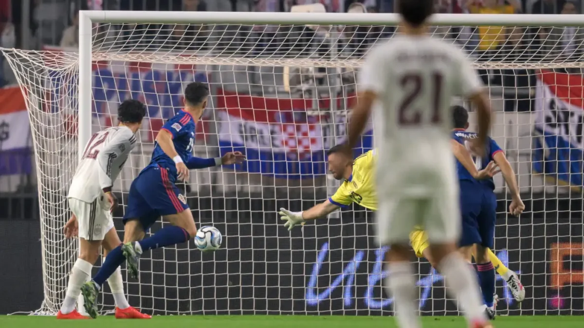 هدف بيريسيتش ينهي سلسلة تاريخية للمنتخب الإسباني