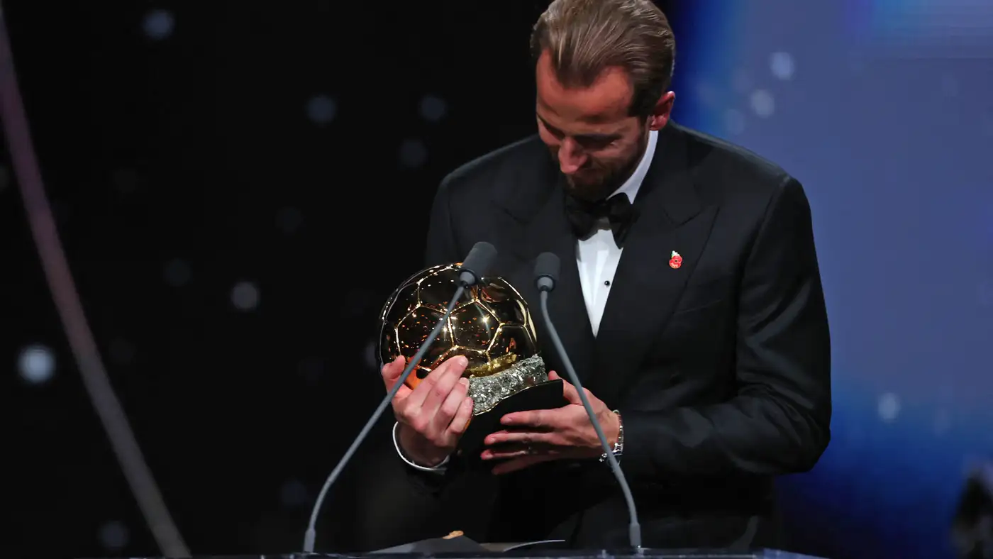نجم ريال مدريد السابق يسخر من تتويج هاري كين بالكرة الذهبية